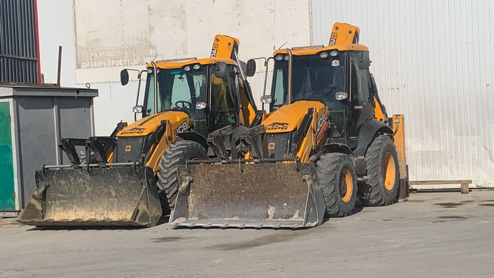  Экскаватор - погрузчик JCB 4CX / JCB 3CX